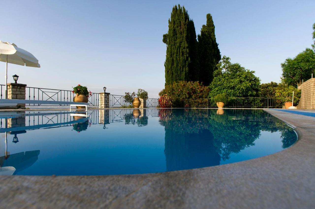 Villa Bacchus Kassiopi Corfu Екстериор снимка