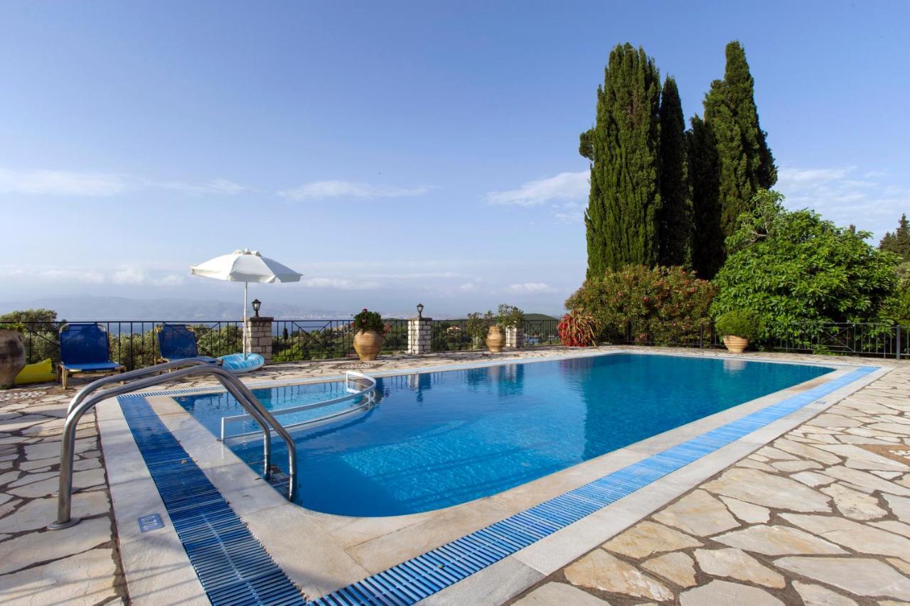 Villa Bacchus Kassiopi Corfu Екстериор снимка