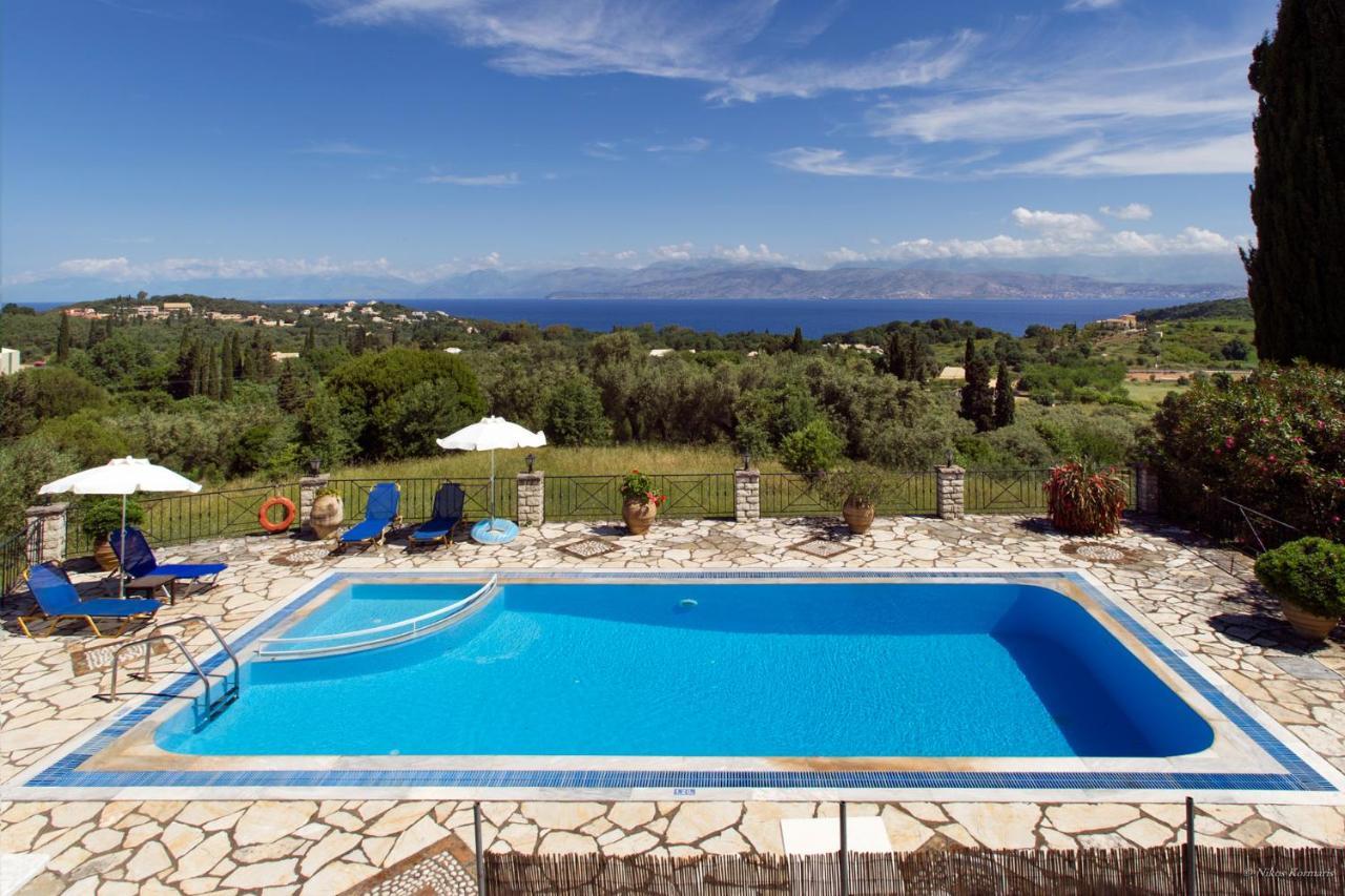 Villa Bacchus Kassiopi Corfu Екстериор снимка