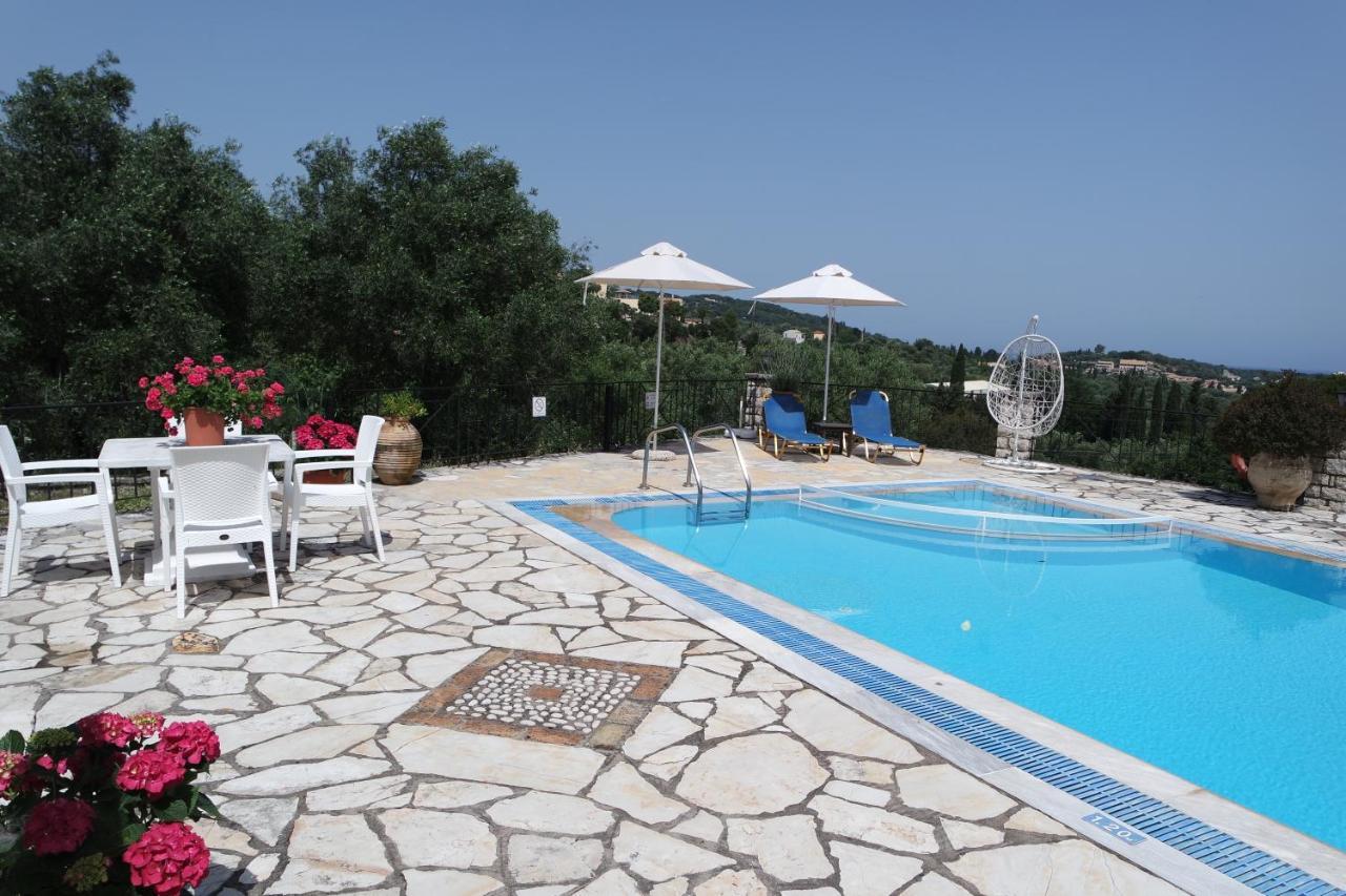 Villa Bacchus Kassiopi Corfu Екстериор снимка