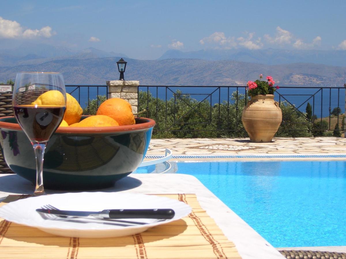 Villa Bacchus Kassiopi Corfu Екстериор снимка