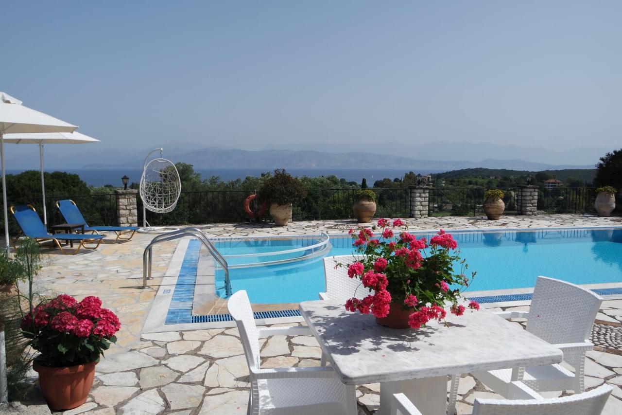 Villa Bacchus Kassiopi Corfu Екстериор снимка