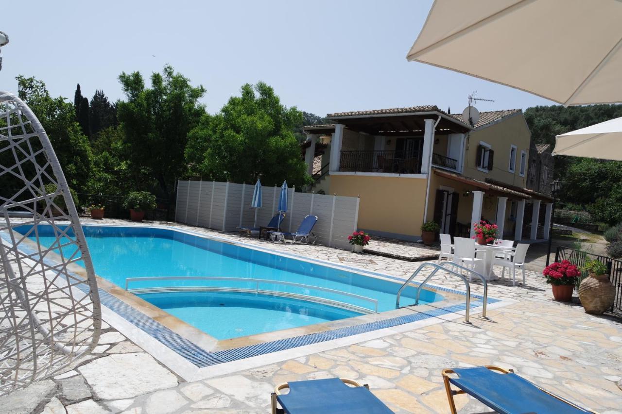 Villa Bacchus Kassiopi Corfu Екстериор снимка